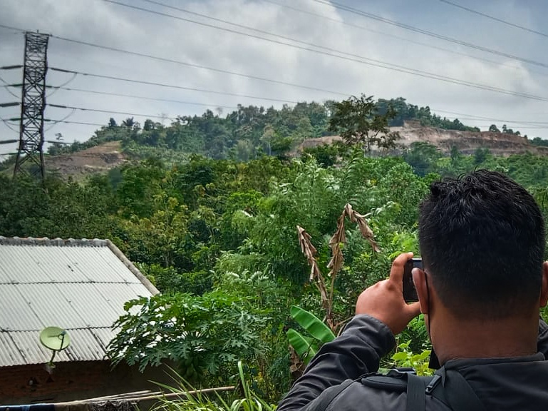 Walhi Minta Pemda Kaji Izin Tambang Batu di Tanjung Bintang