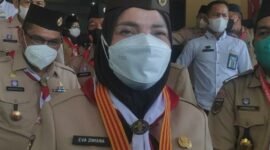 Wali Kota Bandarlampung Eva Dwiana usai membuka acara Musyawarah Cabang (Muscab) XVI Tahun 2022 Gerakan Pramuka di GSG Karya Bakti Herman HN, Rabu (16/2). Foto: Netizenku.com 