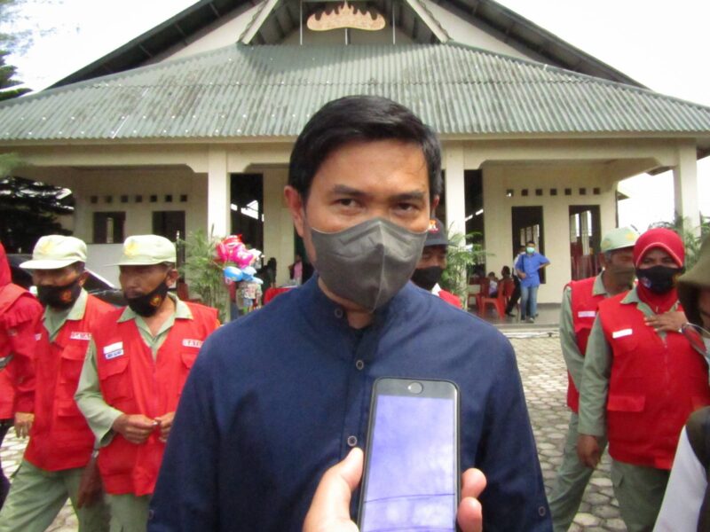 Juru Bicara Satgas Percepatan Penanganan Covid-19 Bandarlampung, Ahmad Nurizki, di GSG Cio-cio Merga Silima, Tanjungsenang, Minggu (6/2). Foto: Netizenku.com