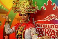 Lampung Culture and Tapis Carnival dalam rangkaian hari terakhir Lampung Krakatau Festival 2018 di Lapangan Saburai, Enggal, Kota Bandarlampung. Foto: Netizenku.com 