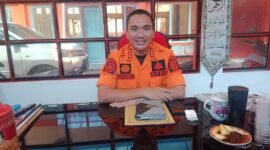 Kepala BPBD Bandarlampung saat diwawancarai di Kantornya, Kamis, (14/7). Foto: Arsip Luki.