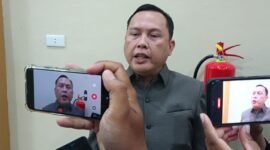 Kepala Dinas Damkartan Anthony Irawan, pada saat diwawancarai awak media, Selasa(26/9). Foto: Arsip Luki.