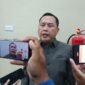 Kepala Dinas Damkartan Anthony Irawan, pada saat diwawancarai awak media, Selasa(26/9). Foto: Arsip Luki.