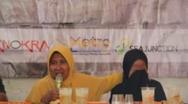 Foto: Korban Tragedi Talangsari 1989 Ceritakan kegetiran peristiwa pelanggaran HAM berat dalam diskusi bertajuk Berdamai dengan Trauma, di Bandarlampung, Sabtu (23/12/2023). (Ist/NK/Leni)