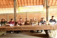 Foto: M Firsada berdialog dalam upaya meningkatkan produktivitas hasil pertanian di Tubaba. (Arie/NK)