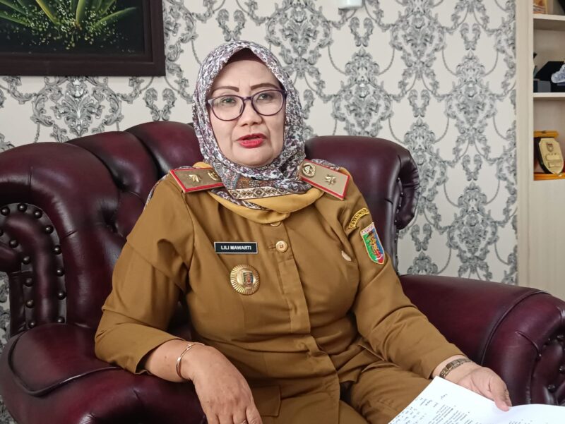 Kepala Dinas Peternakan dan Kesehatan Hewan Provinsi Lampung, Lili Mawarti, ketika diwawancarai di kantornya. Foto: Arsip Luki