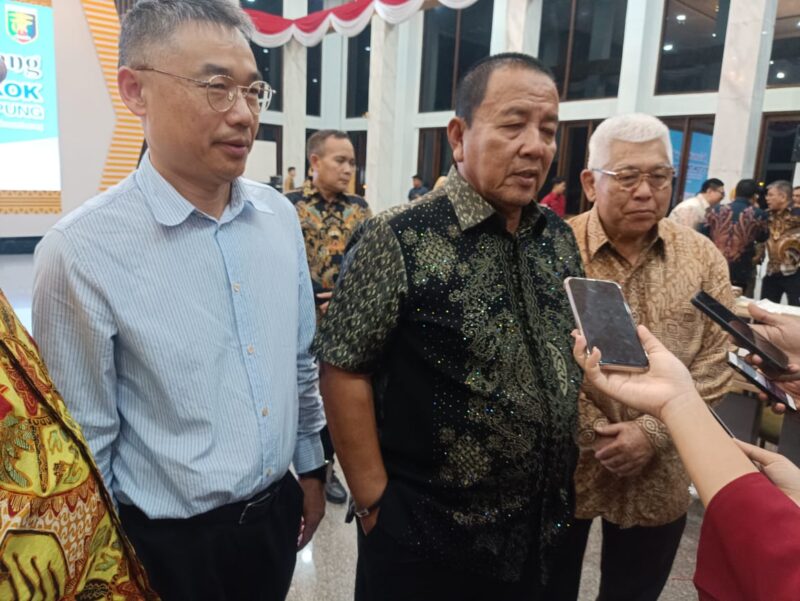 Gubernur Lampung, Arinal Djunaidi, ketika menyambut investor asal Negeri Bambu. 