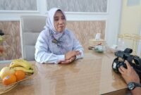 Kepala UPTD BPK2LP, Christin Septriansyah ketika diwawancarai. Foto: Arsip Luki.
