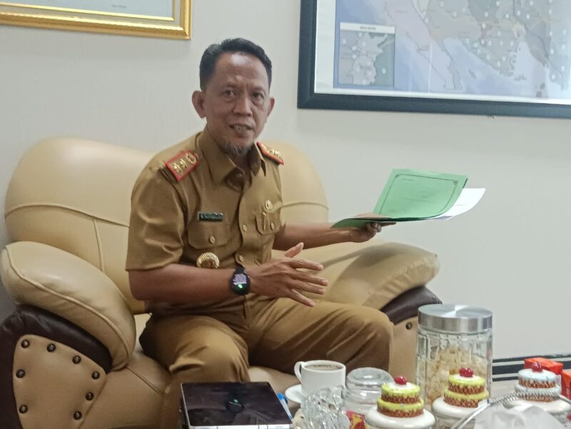 Kepala Dinas BMBK Lampung, Taufiqullah, ketika menjelaskan kepada awak media. Foto: Arsip Luki. 
