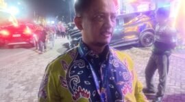 Kepala Dinas Perhubungan, Bambang Sumbago, ketika diwawancarai awak media. Foto: Luki. 