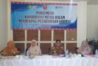 Kadis Kesehatan Lampung Barat, dr Widyatmoko Kurniawan, membuka Pertemuan Koordinasi Mitra dalam mendukung Pelaksanaan Germas, Selasa (4/6/2024). (Iwan/NK)