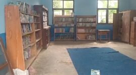 Ruang Lab Komputer SDN 7 Pesawaran dialih fungsikan menjadi tempat penyimpanan buku bekas. (Soheh/NK)