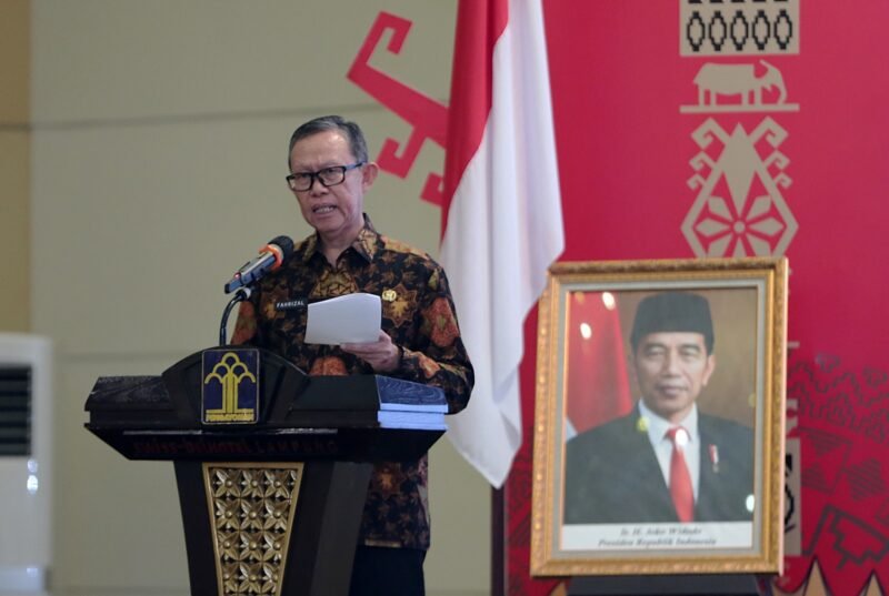 Sekdaprov Lampung, Fakhrizal Darminto, ketika menyampaikan sambutan. Foto: Adpim. 