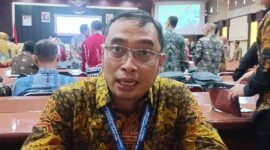 Kadisparekraf Lampung, Bobby Irawan, ketika diwawancarai awak media. Foto: Luki. 