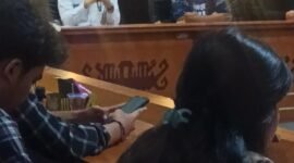 Kepala Disparekraf, Bobby Irawan,  ketika menjelaskan saat konferensi pers di kantor Disparekraf Lampung. (Foto: Luki).