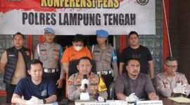 Polres Lamteng konferensi pers, pelaku penembakan oleh oknum anggota DPRD berinisial MSM (42). (Asep/NK)