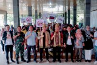 Bawaslu Lampung ketika mendeklarasikan pekon pengawasan partisipatif. (Foto: Humas Bawaslu Lampung)