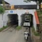 Kondisi aspal di underpass Jalan Hanoman yang sempat dikeluhkan warga lantaran berlubang. (Foto: google maps)