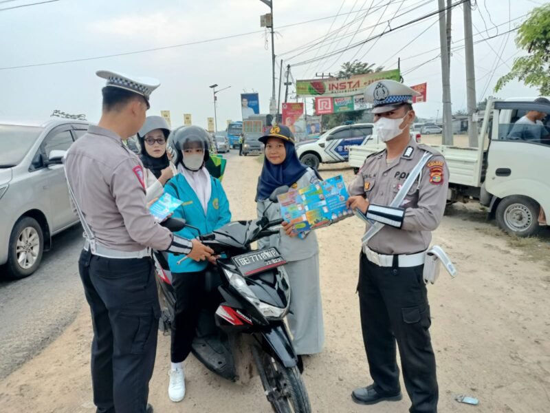 Polres Pringsewu Gelar Operasi Patuh di Simpang Tugu Gajah. (Ist/NK)
