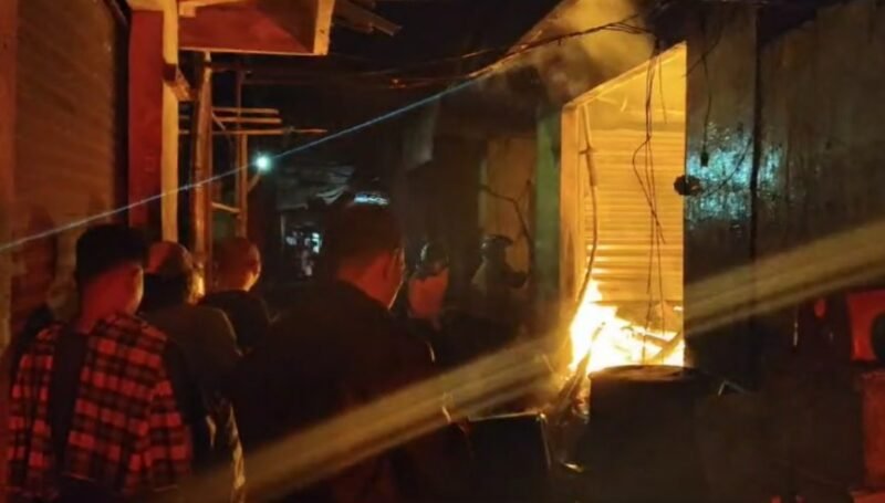 Kebakaran di Pasar Gadingrejo, Pringsewu. (Reza/NK)