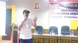 caption: Ilwadi Perkasa, wartawan senior dan koordinator pegiat literasi Lingkar Aksara. (foto:ist/NK)