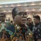 PJ Gubernur Lampung, Samsudin, ketika diwawancarai awak media. (Foto: Luki) 