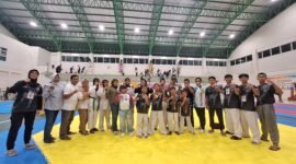 Atlet Taekwondo Lampung Barat, berjaya pada Festival Taekwondo Lampung yang dilaksanakan di Sport Center UIN Raden Intan. (Ist/NK)