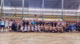 Pembukaan open turnamen bola basket yang digelar Pengkab Perbasi Lampung dibuka Penjabat Sekda Ismet Inoni dan dihadiri Ketua Pengprov Perbasi Lampung Fahrulrozi, serta Ketua Harian KONI Lampung Barat, Bambang Kusmanto, Jumat (13/9/2024). (Iwan/NK)