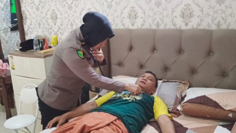 dr. Chintya Widodo usai memeriksa langsung kondisi Qomaru di rumahnya, Selasa (15/10/2024).