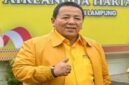 Diketahui, Arinal adalah petahana Gubernur Lampung. Ia  tidak mendapatkan rekomendasi dari DPP Golkar dalam Pilgub Lampung