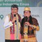 Pj Gubernur Lampung, Samsudin (Kanan) bersama Menteri Sosial, Saifullah Yusif (Kiri) dalam acara Hari Kesetiakawanan Sosial Nasional (HKSN) 2024 di Pringsewu, Jumat (20/12), Foto: Diskominfotik Provinsi Lampung.