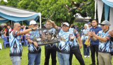 Pj Gubernur Lampung, Samsudin dalam Pameran Lomba Burung Berkicau Tingkat Nasional, Minggu (29/12), Foto: Diskominfotik Provinsi Lampung.