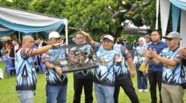 Pj Gubernur Lampung, Samsudin dalam Pameran Lomba Burung Berkicau Tingkat Nasional, Minggu (29/12), Foto: Diskominfotik Provinsi Lampung.