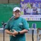 Pj. Gubernur Lampung, Samsudin dalam Tournament Anniversary 1 Tahun Yay Tennis, di Lapangan Tennis Indoor Komplek Kantor Gubernur, Jumat (10/01), Foto: Diskominfotik Provinsi Lampung.