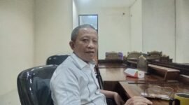 Yusak ketua Fraksi Golkar yang juga salah satu anggota Komisi III DPRD Pesawaran. (Soheh/Nk)