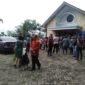 Personel Polres Pringsewu saat sedang melakukan penjagaan Ibadah Minggu Palma di Gereja Katolik Stasi Bunda Maria, Pringsewu, Minggu (13/4/2025), Foto: Reza/NK.