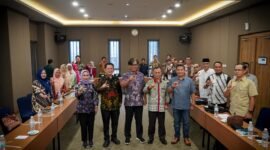 FGD bertema diskusi buku Anak Negeri di Pusaran Konflik Suriah dan pemutaran film dokumenter Road to Resilience, di Hotel Batiqa, Jumat (25/4/2025), Foto: Diskominfotik Provinsi Lampung.