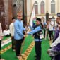 Radityo Egi Pratama pada acara pelepasan calon Jemaah Haji di Masjid Agung Kalianda, Rabu (7/5/2025), Foto: Eko/NK.