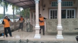 Jumat Bersih Masjid di Lampung Selatan, Jumat (23/5/2025), Foto: Eko/NK.