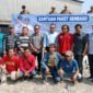 Pemkab Lamsel menyerahkan bantuan sembako kepada ratusan karyawan PT San Xiong Steel, Sabtu (31/5/2025), Foto: Eko/NK.