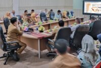 Rapat Koordinasi Pengendalian Inflasi Kementerian Dalam Negeri menghadirkan Kepala Badan Pusat Statistik (BPS) RI Amalia Adininggar Widyasanti, di Kemendagri, Jakarta, Senin (11/11/2025). Rakor dipimpin Sekretaris Jenderal Kementerian Dalam Negeri (Kemendagri) Tomsi Tohir dan dikuti secara virtual oleh Sekretaris Daerah Provinsi Lampung Marindo Kurniawan, jajaran Forkopimda Lampung, dan instansi terkait.