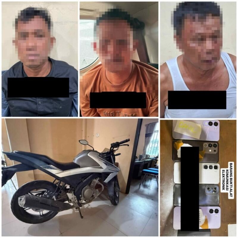 Tiga pelaku pencurian dengan kekerasan (curas) uang Rp800 juta di Tiyuh Daya Asri, Kecamatan Tumijajar, Kabupaten Tulangbawang Barat, Jumat (20/2/2026).  Foto: Arie/NK.