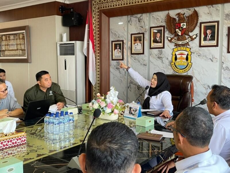 Wali Kota Bandar Lampung, Eva Dwiana, menerima audiensi Forum Daerah Aliran Sungai (DAS) Provinsi Lampung.(Foto: ist)